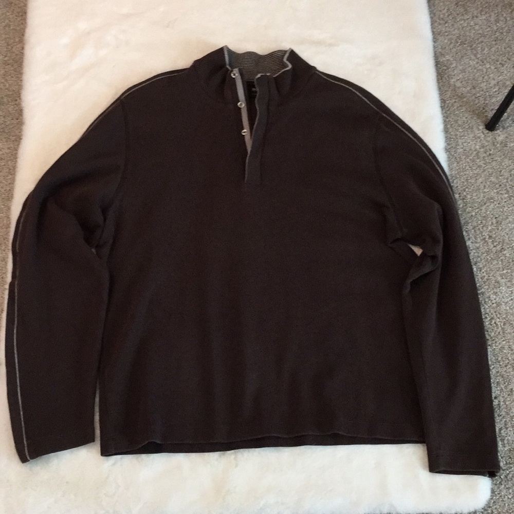 Hugo Boss Brown Top Size XL